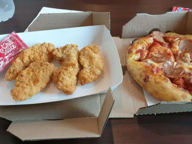 Gambar Makanan Domino's Pizza 17