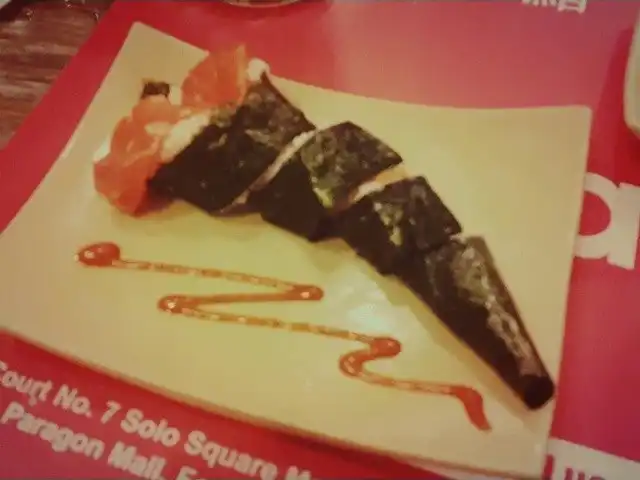 Gambar Makanan Niagara Sushi 12