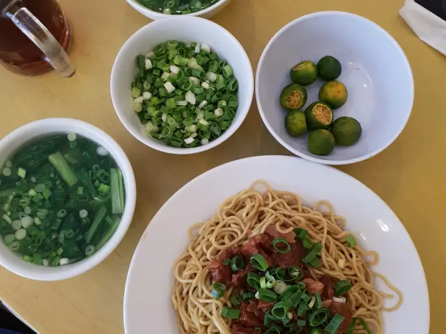 Gambar Makanan Bakmie Aloi 10