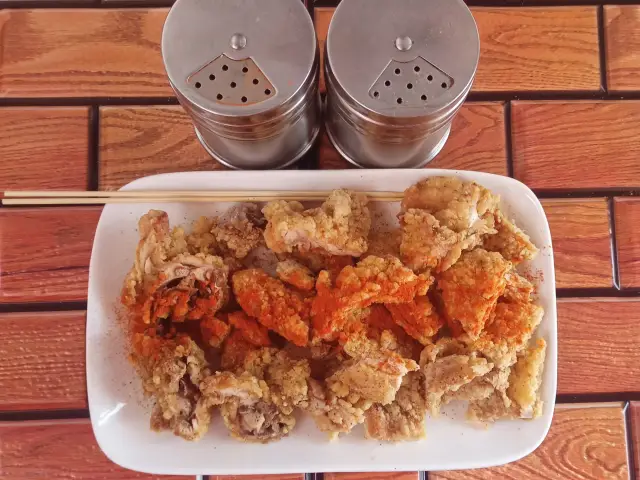 Mr. Akief's Ayam Gunting & Sotong Raja