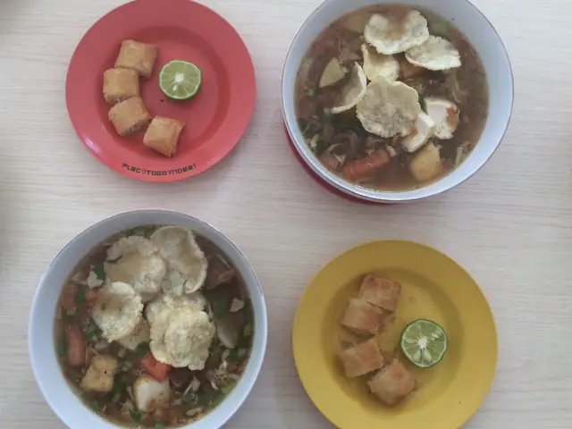 Gambar Makanan Soto Mie & Toge Goreng Mamaku 3