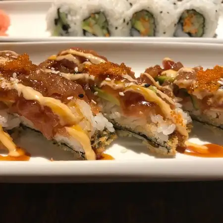 Gambar Makanan TORO Sushi 9