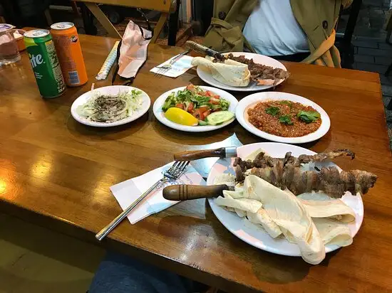 Şehzade Cağ Kebap'nin yemek ve ambiyans fotoğrafları 12