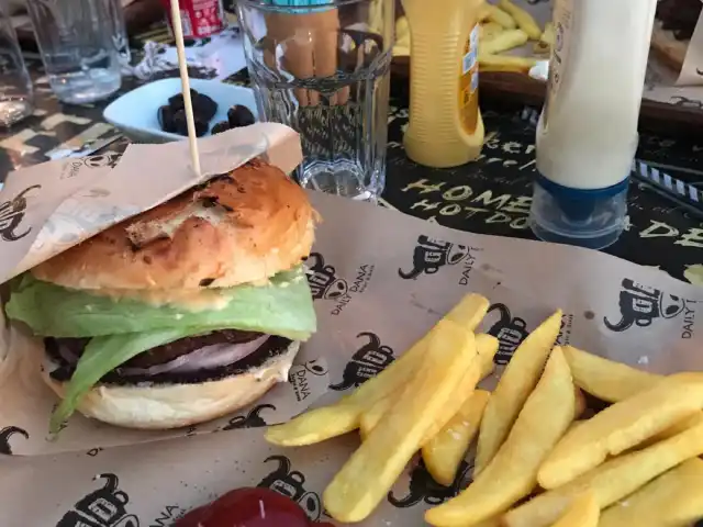 dailydana burger&steak'nin yemek ve ambiyans fotoğrafları 5