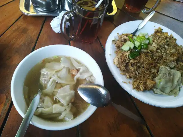 Gambar Makanan Bakmi Golek Lippo Cikarang 9