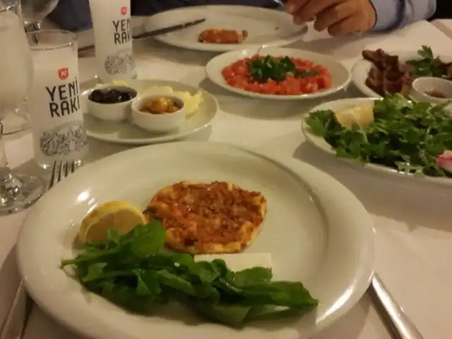 Adana Metrelik Kebapcisi'nin yemek ve ambiyans fotoğrafları 3