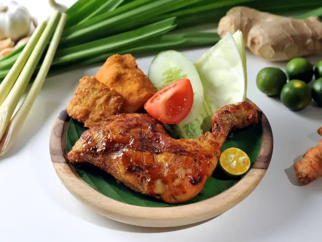Waroeng Penyet Food Photo 2