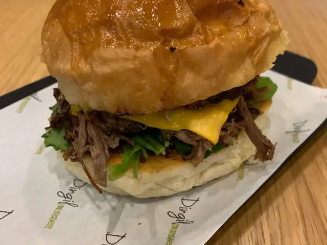 Dingil Burger'nin yemek ve ambiyans fotoğrafları 7