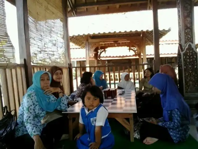 Gambar Makanan Punokawan Resto 5