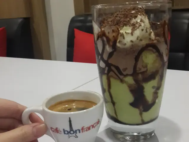 Gambar Makanan Cafe Bon Francais 19