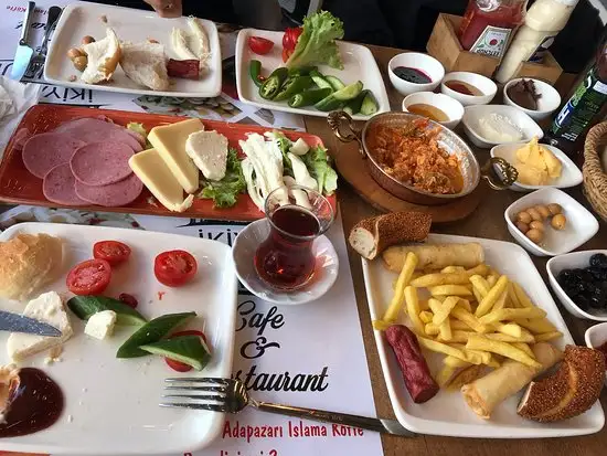 İkiyaka İstanbul Cafe'nin yemek ve ambiyans fotoğrafları 18