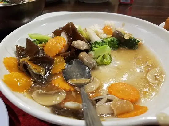 Hai Wei Seafood Restaurant