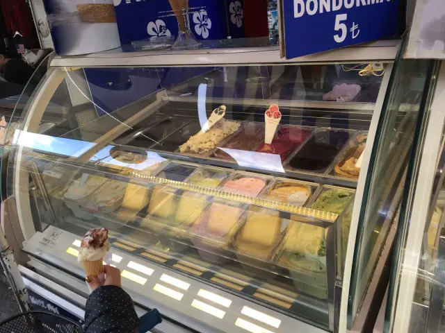 Roma Dondurma'nin yemek ve ambiyans fotoğrafları 13