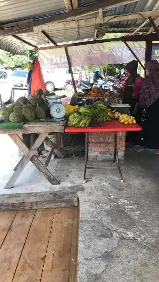 Kedai Goreng Pisang @ Kg Sum Sum