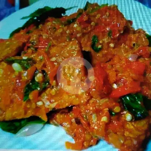 Gambar Makanan Ayam Geprek Dapur Kirana, Rw Monginsidi 20