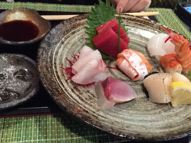 Gambar Makanan Mikura Sushi & Sake 16