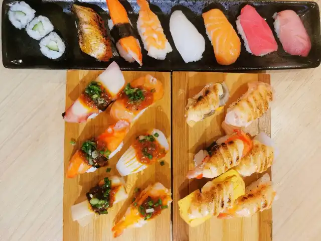 Sushi Uchi Food Photo 5