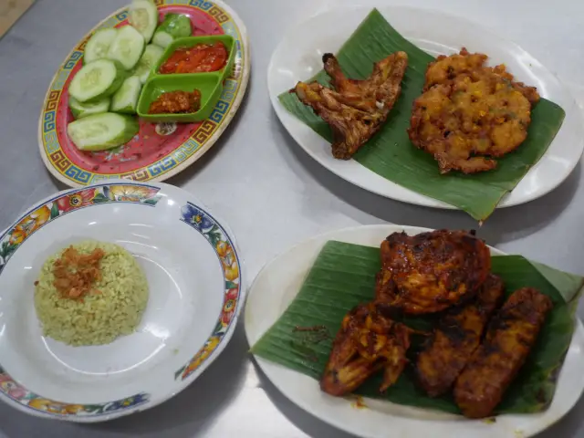 Gambar Makanan Nasi Uduk 126 10