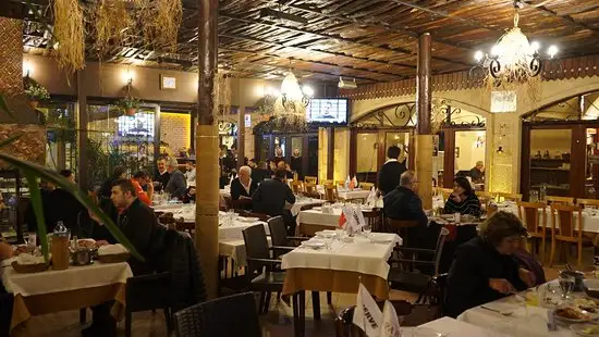 Parlak Restaurant