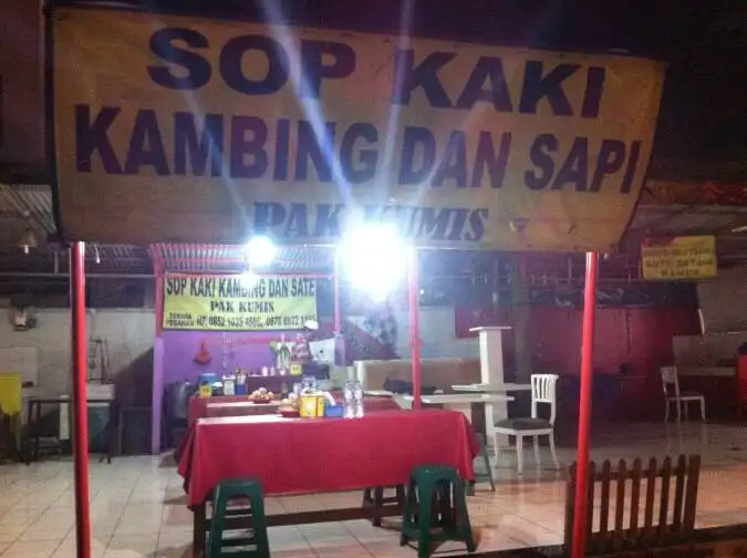 Sop Kaki Kambing dan Sapi Pak Kumis