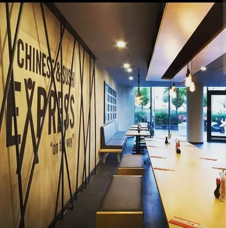 Chinese & Sushi Express'nin yemek ve ambiyans fotoğrafları 6