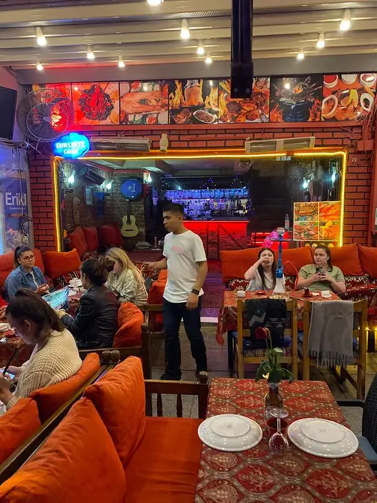 Siva Oyster Fish Restaurant'nin yemek ve ambiyans fotoğrafları 61