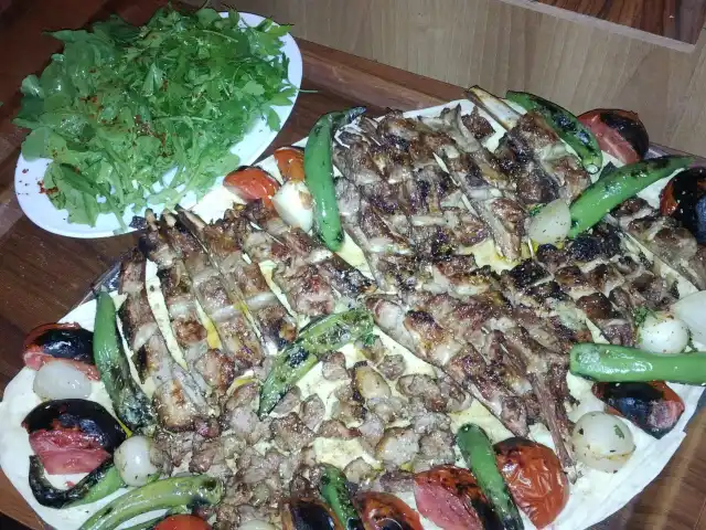 Gözde Adana Kebapçısı'nin yemek ve ambiyans fotoğrafları 60