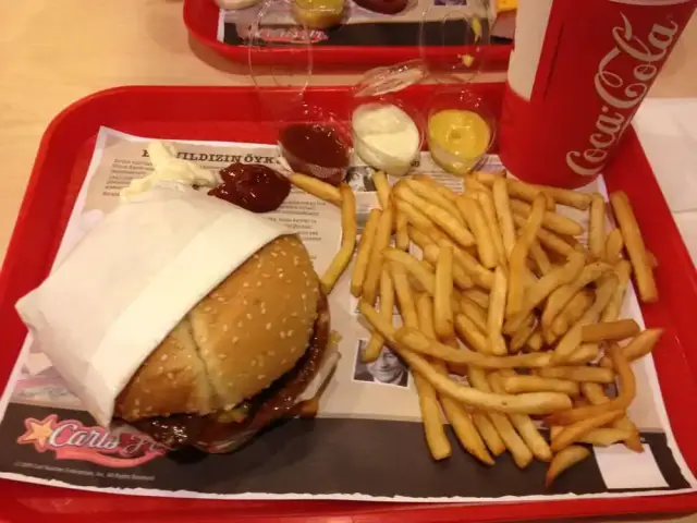 Carl's Jr.'nin yemek ve ambiyans fotoğrafları 63