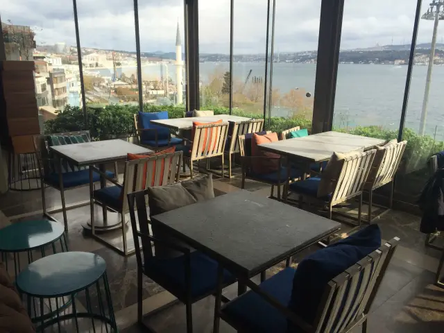 Lulu Hookah Lounge - Zimmer Hotel Bosphorus'nin yemek ve ambiyans fotoğrafları 4