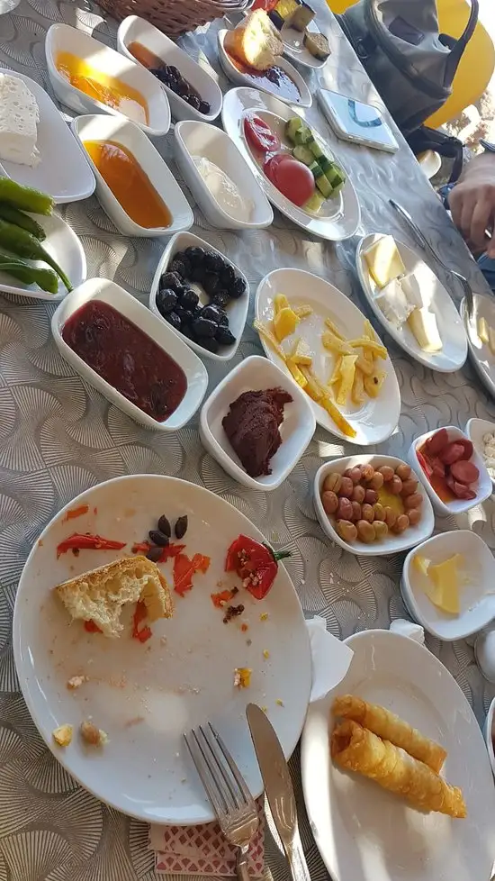 İnadına Türkü Fasıl'nin yemek ve ambiyans fotoğrafları 5