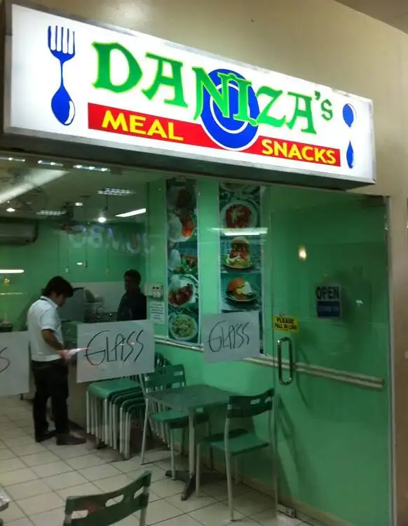 Daniza's