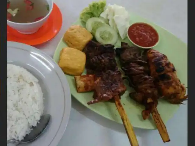 Gambar Makanan Rumah Makan Bu Darojah 8