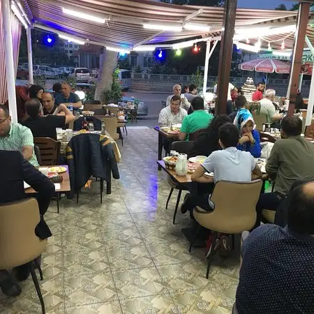 Çakıbey Etliekmek & Izgara'nin yemek ve ambiyans fotoğrafları 8