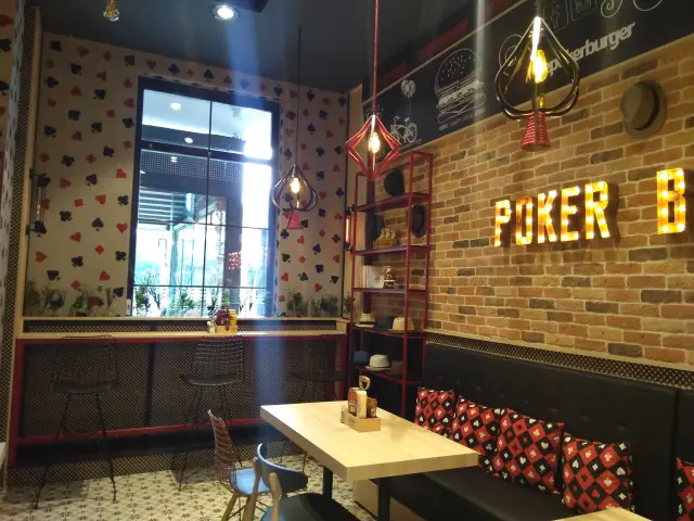 The Poker Burger'nin yemek ve ambiyans fotoğrafları 2