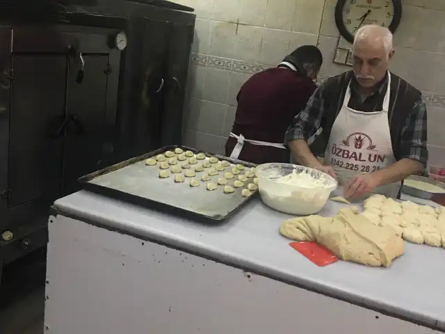 gülüm simit ve katmer salonu'nin yemek ve ambiyans fotoğrafları 13