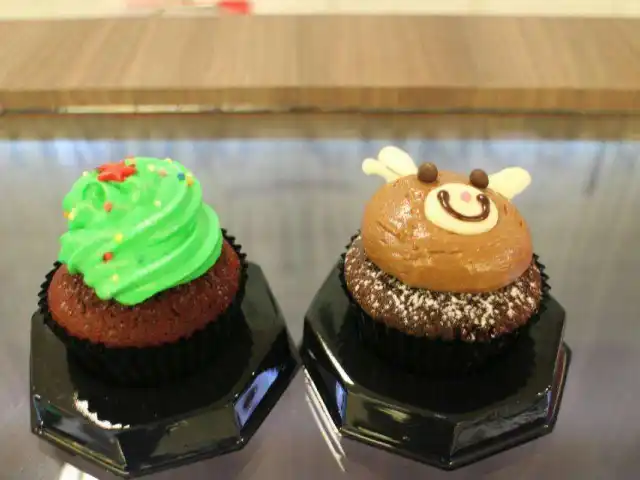 Gambar Makanan Twelve Cupcakes 11