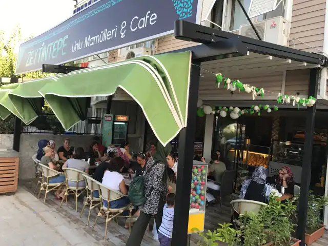 Zeytintepe Unlu Mamülleri & Cafe'nin yemek ve ambiyans fotoğrafları 9