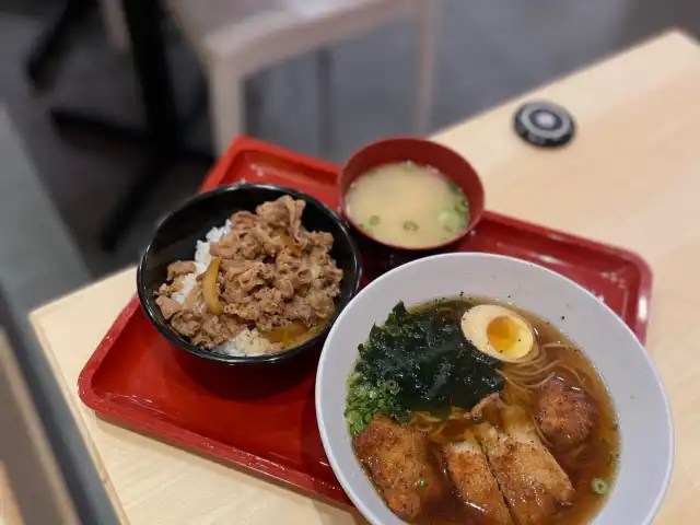 Sukiya Tokyo Bowls & Noodles