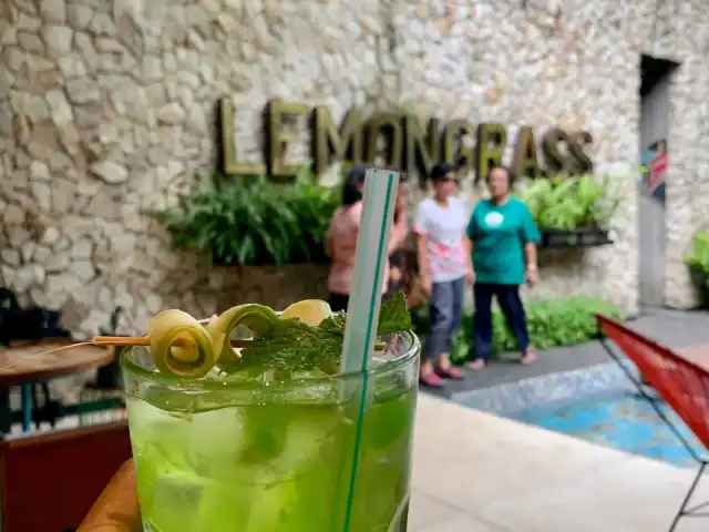 Gambar Makanan Lemongrass Resto 9