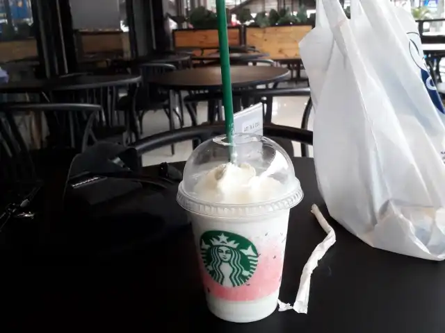 Gambar Makanan Starbucks 10