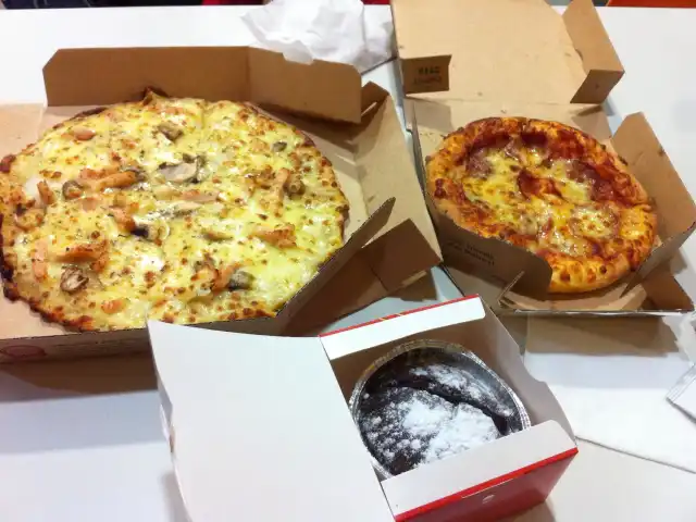 Domino's Pizza Food Photo 5