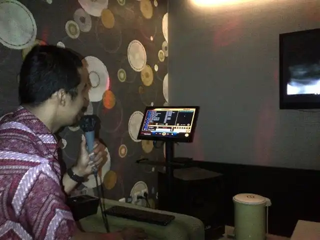 Gambar Makanan Wonderland Karaoke 2