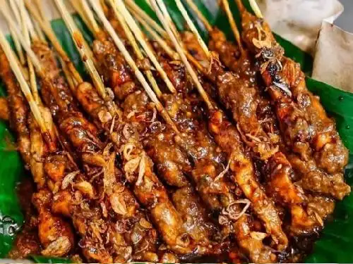 Sate Sabar Menanti Kamboja Lampu Merah