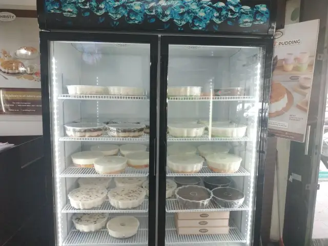 Gambar Makanan Christy Pudding and Pastries 13