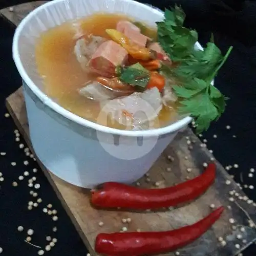 Gambar Makanan bakso dan sosis kuah pedas, genteng banyuwangi 7