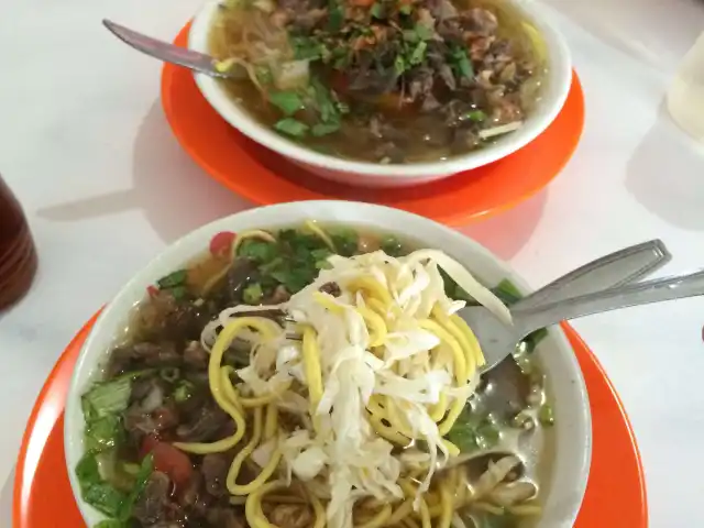 Gambar Makanan Soto Mie Karang Anyar 13