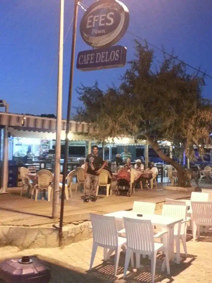 Delos Cafe