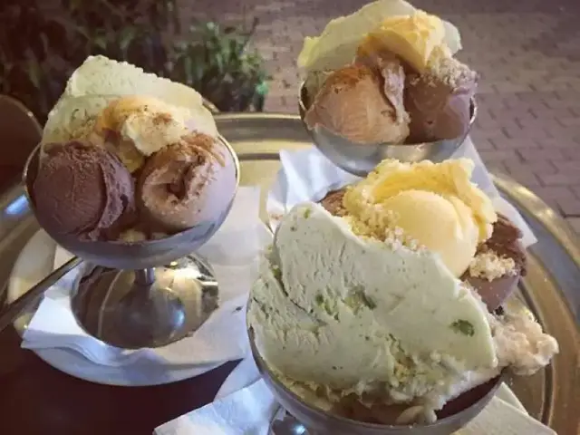 Elmali'nin Meshur Dondurmasi'nin yemek ve ambiyans fotoğrafları 3
