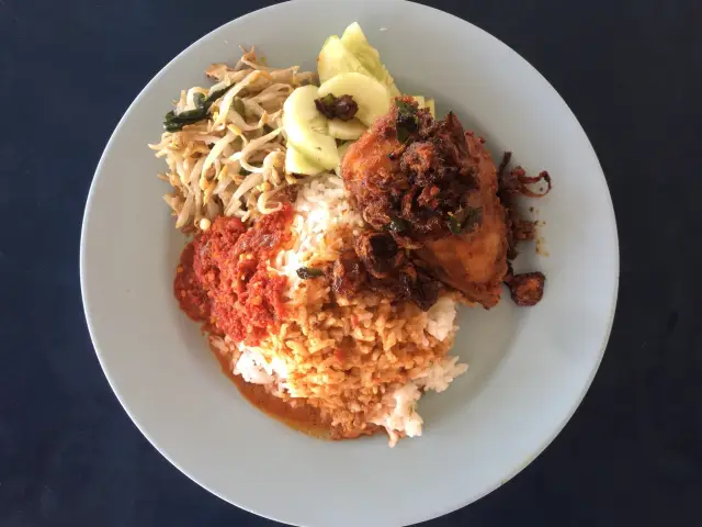 Nasi Padang Masakan Minang (Padang Speedy)