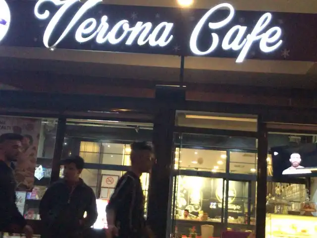 Verona Cafe'nin yemek ve ambiyans fotoğrafları 9